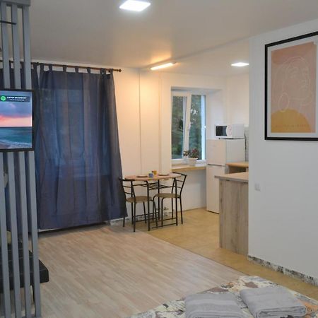 Smart Apartment Ternopil Exterior photo