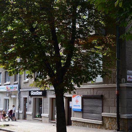 Smart Apartment Ternopil Exterior photo