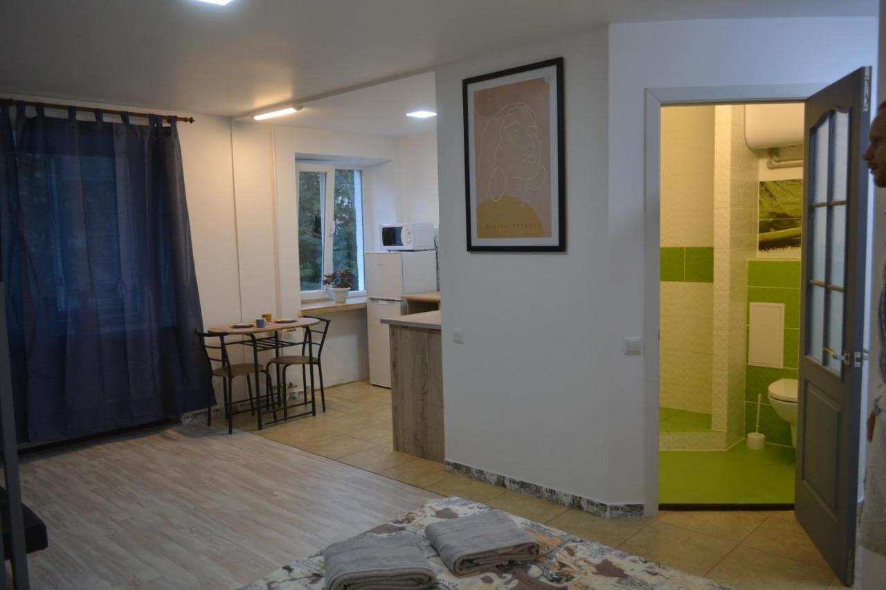 Smart Apartment Ternopil Exterior photo
