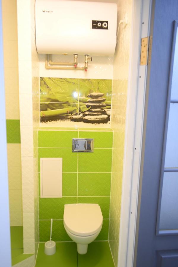 Smart Apartment Ternopil Exterior photo