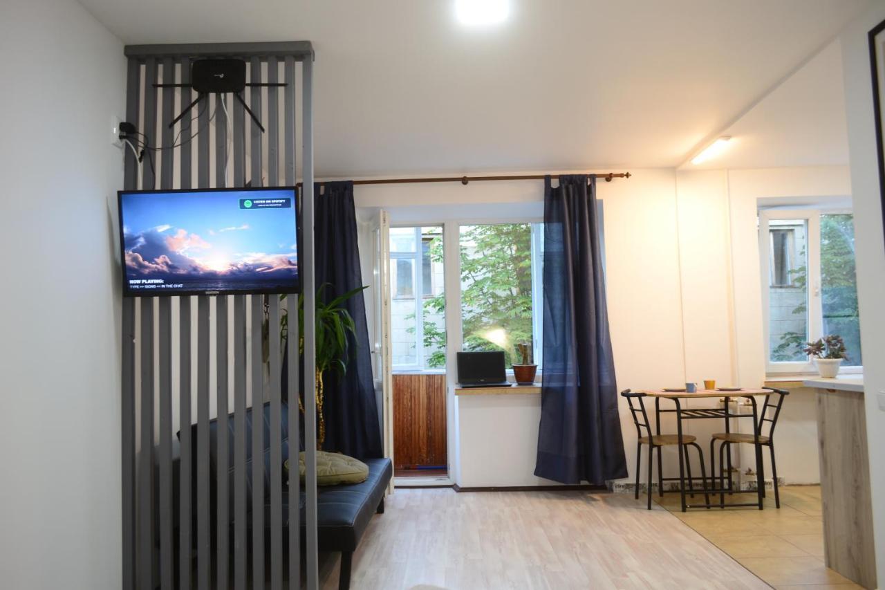Smart Apartment Ternopil Exterior photo