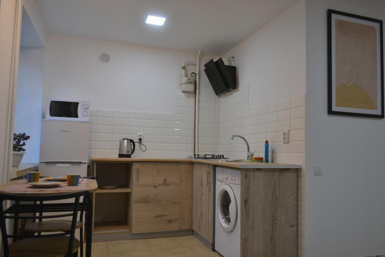 Smart Apartment Ternopil Exterior photo